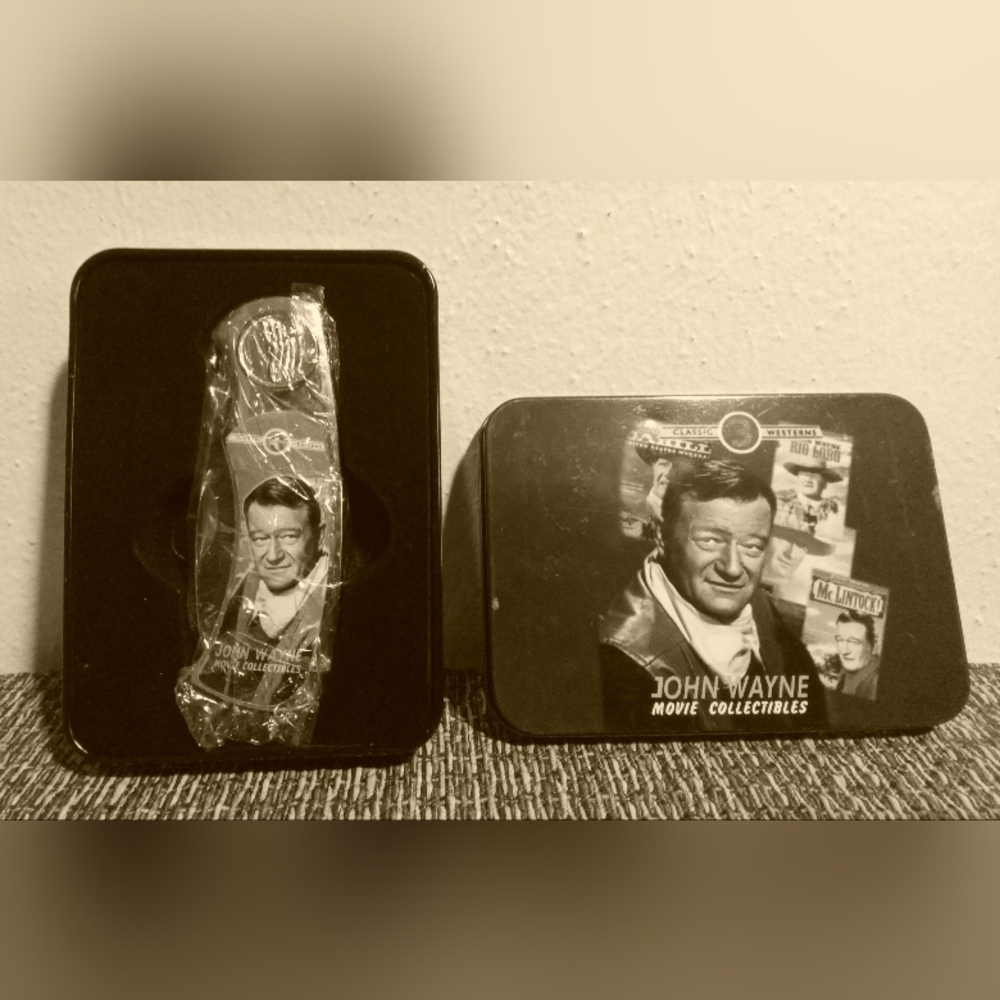 New Vintage John Wayne Tin & Pocketknife Collectible Set